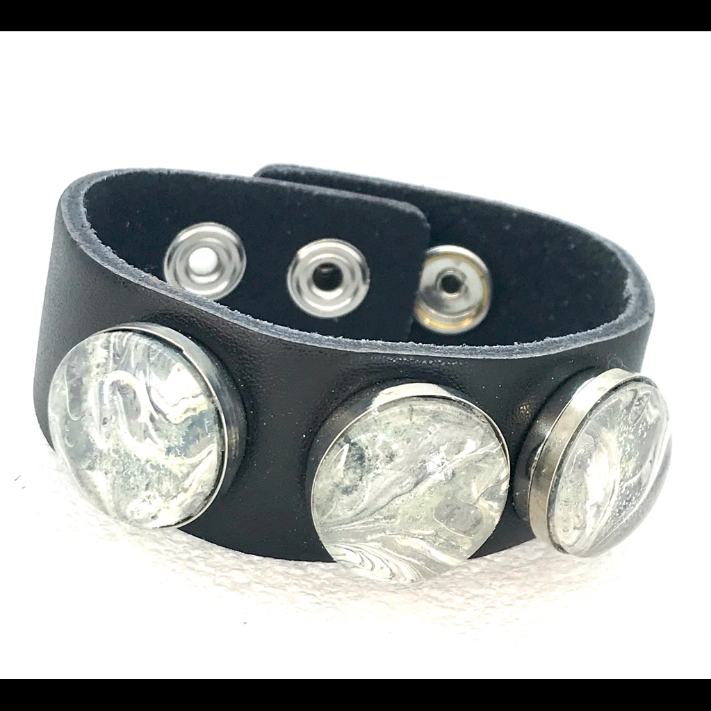 Leather Snap Bracelet With 3 Handmade 20mm Snaps Sb20 32$